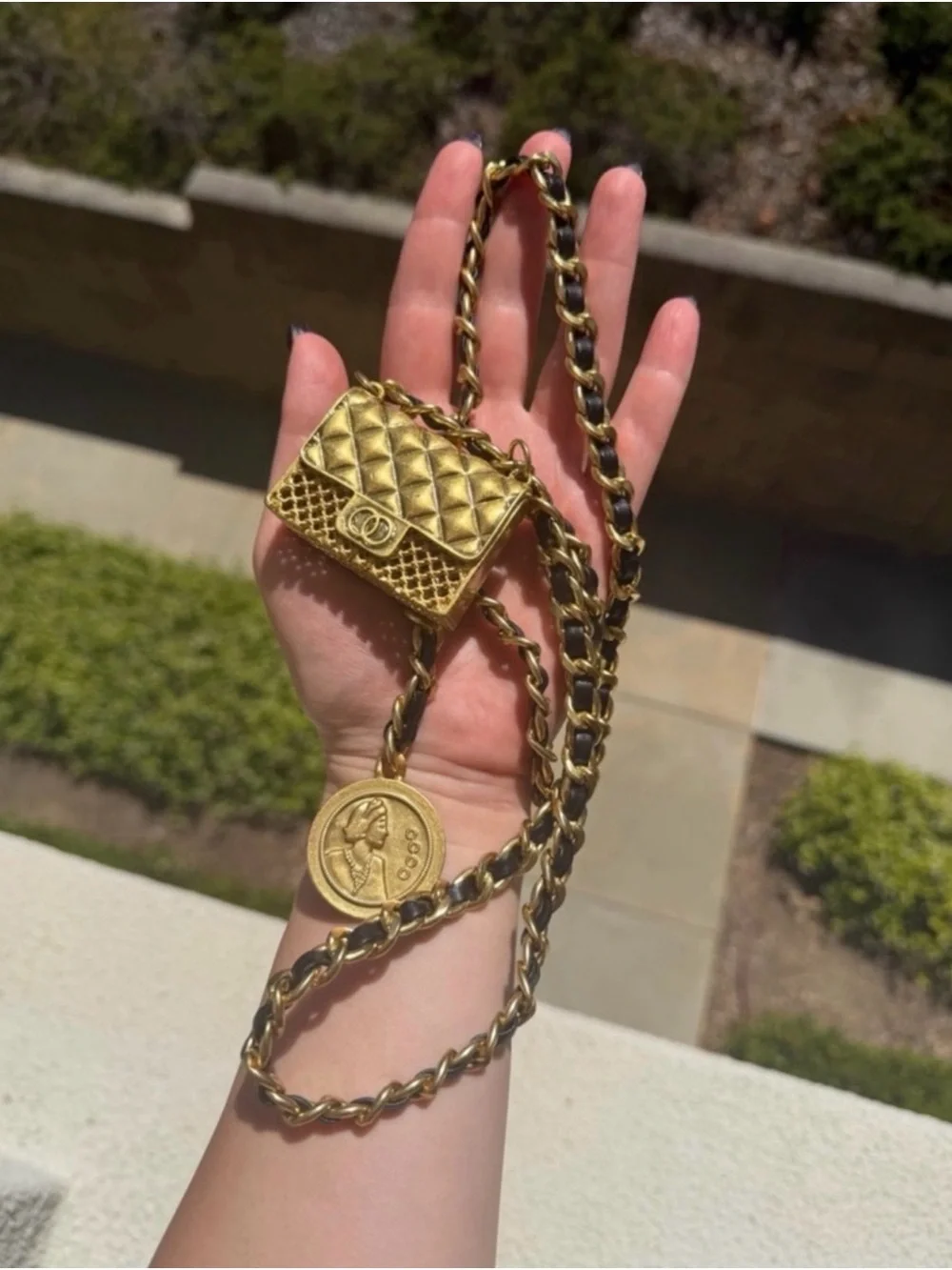 Luxury Chain Belt with Mini Handbag Charm